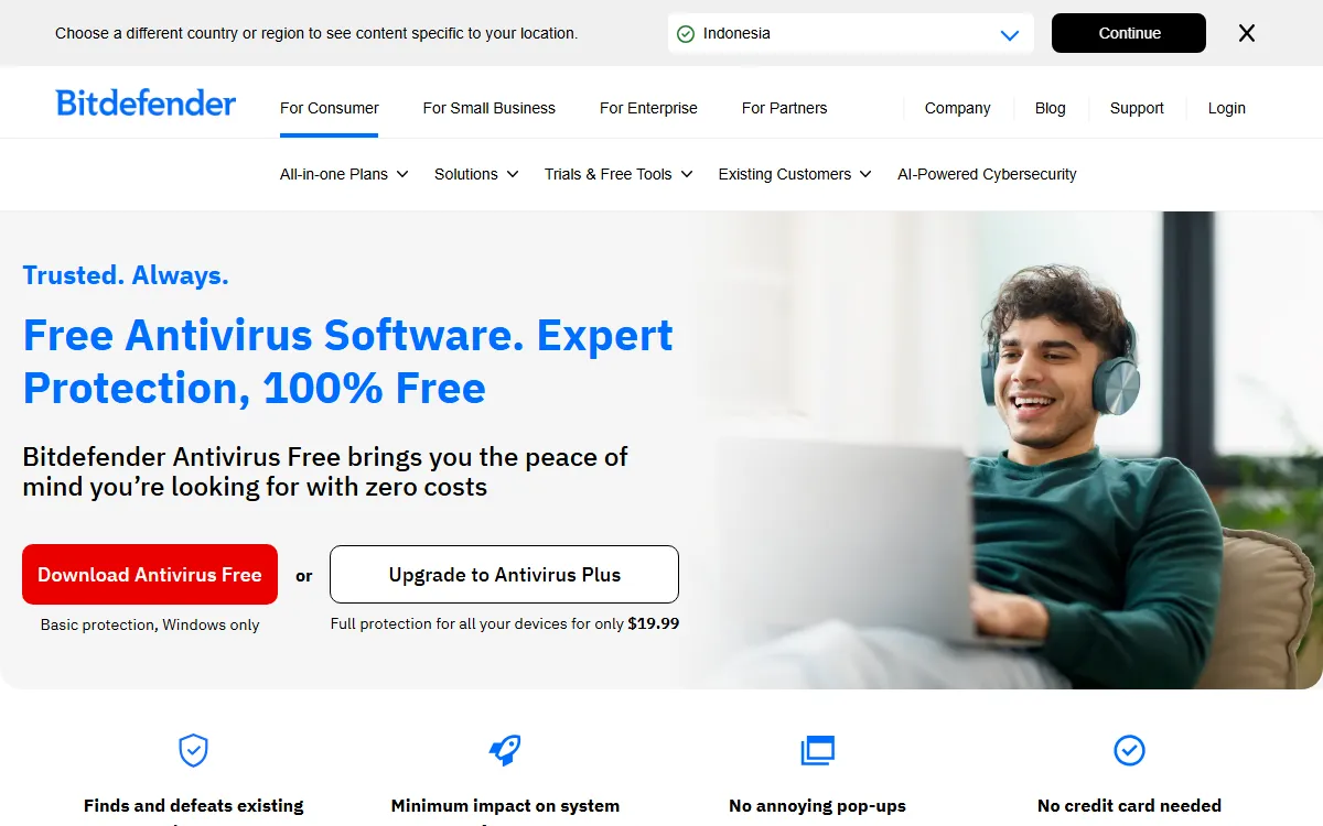 Official Bitdefender Antivirus Free page with a download button and an upgrade option to Antivirus Plus